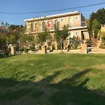 מלון Merlis Kalamákion