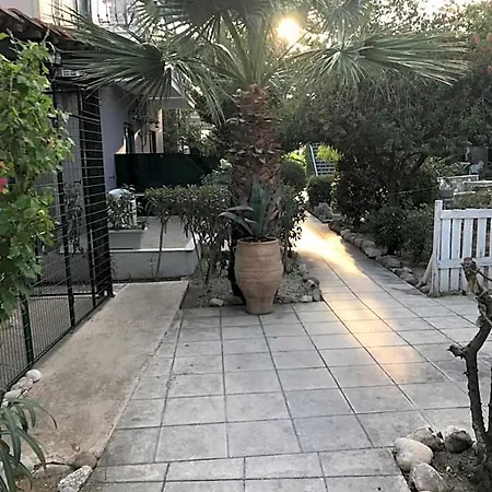 Otel Merlis