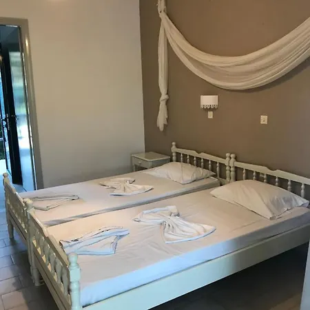 Merlis Hotel
